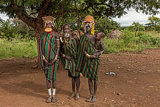 莫西部落,民兵,乡村,国家公园,埃塞俄比亚,非洲