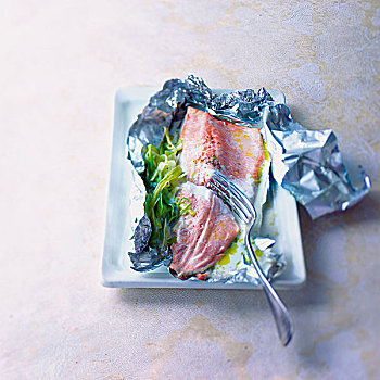 鲑鱼,烹饪,铝箔