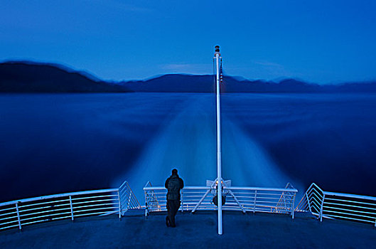 乘客,站立,栏杆,阿拉斯加,渡轮,航行,夏天,黎明,东南阿拉斯加