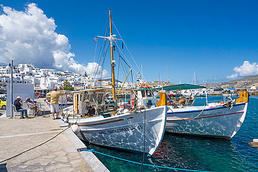 渔船,港口,帕罗斯岛,基克拉迪群岛,爱琴海,希腊,欧洲