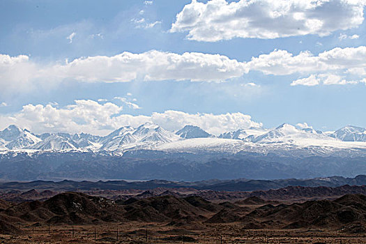 东天山美景