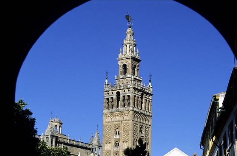 卢西亚,塞维利亚,大教堂,钟楼 英 文:spain,andalusia,seville,the