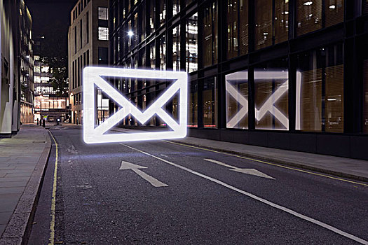 发光,电子邮件,象征,街道,夜晚,伦敦,英国