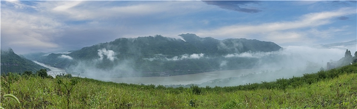 中国四川宜宾金沙江向家坝库区风景