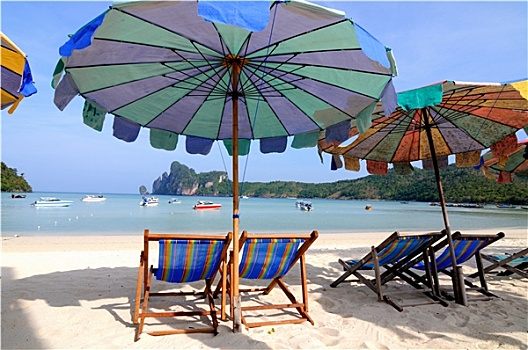 沙滩伞,太阳椅