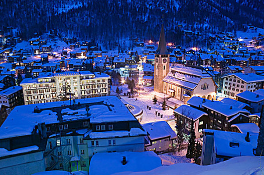 瑞士,策马特峰,酒店,教区教堂,晚间,冬天