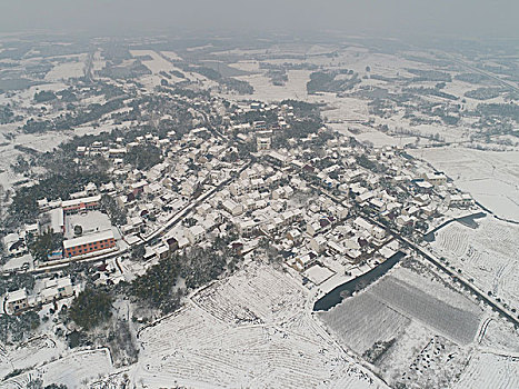 乡村雪景