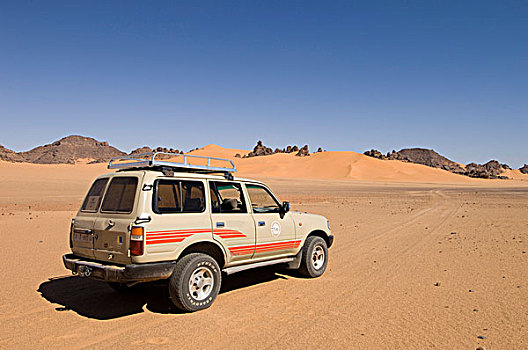 运动型多功能车,阿卡库斯,山峦,撒哈拉沙漠,费赞,利比亚,北非