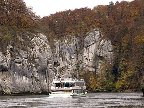 旅游,船,多瑙河,航行,悬崖,靠近,克尔海姆,巴伐利亚,德国,欧洲