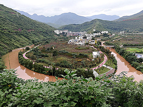 贵州省遵义市习水县土城镇华润希望小镇