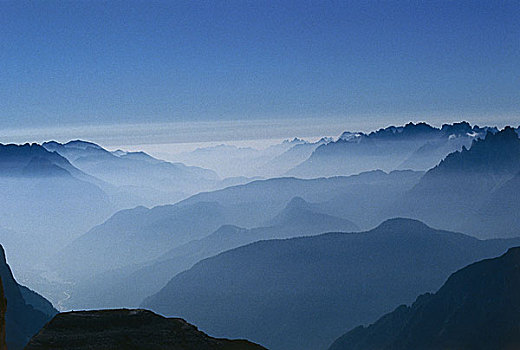 风景,山,雾气,雾,剪影,自然,山谷,模糊,朦胧,神秘,地平线,宽,远景,早晨,黎明,安静