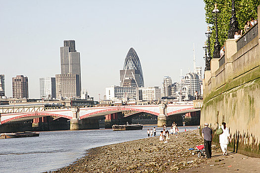 英格兰,伦敦,人,走,堤岸,泰晤士河,靠近,黑衣修道士桥