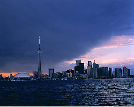 云,上方,城市天际线,日落,多伦多,安大略省,加拿大
