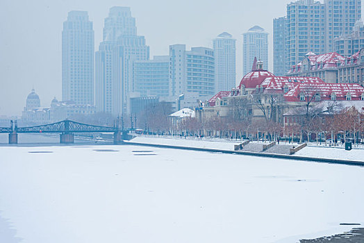 中国天津海河冬季雪景