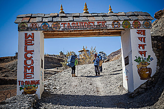大门,交谈,小路,尼泊尔