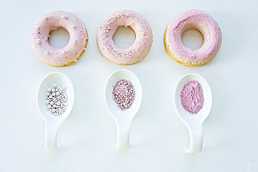甜甜圈,粉色,糖衣,糖粒浇料,糖粒