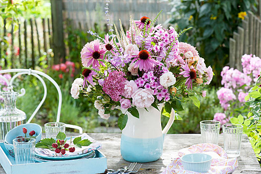 别墅花园,花束,罐,福禄考属植物,紫锥菊