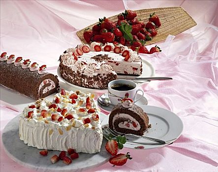 草莓蛋糕,巧克力卷,草莓