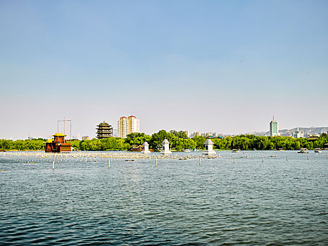 大明湖风景区