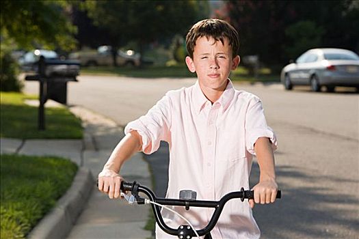 男孩,自行车,郊区