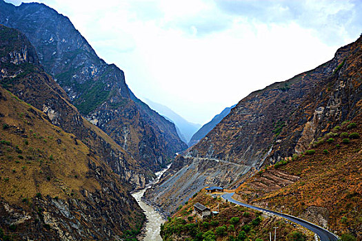 香格里拉虎跳峡