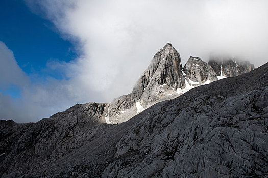 玉龙雪山