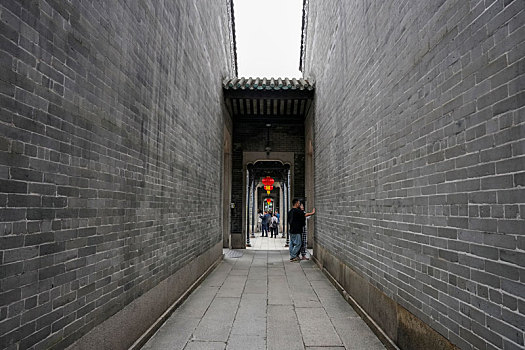 羊城广州阴天的陈家祠古建筑群特写