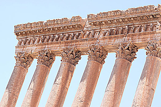 黎巴嫩巴尔贝克神庙石柱遗址