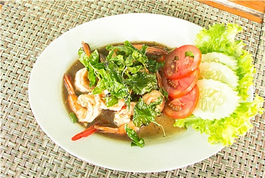 泰国食品,辛辣,油炸,虾,罗勒叶