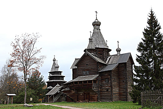 俄罗斯原始木屋,教堂
