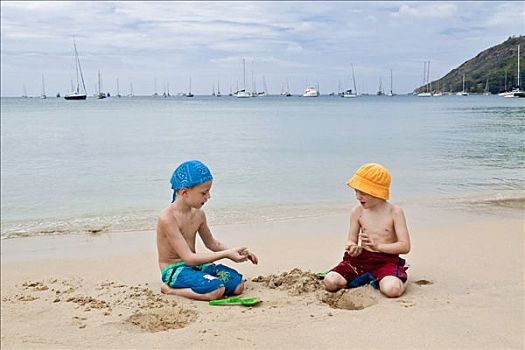 两个男孩,6岁,玩,海滩,普吉岛,南方,泰国,东南亚