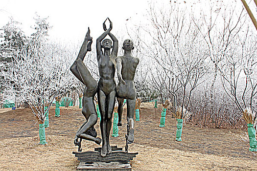 北戴河奥体公园雕塑
