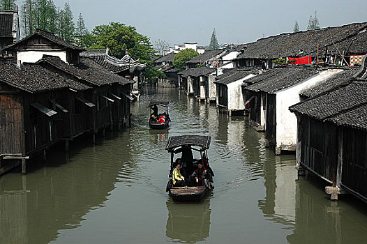 浙江乌镇水乡两岸