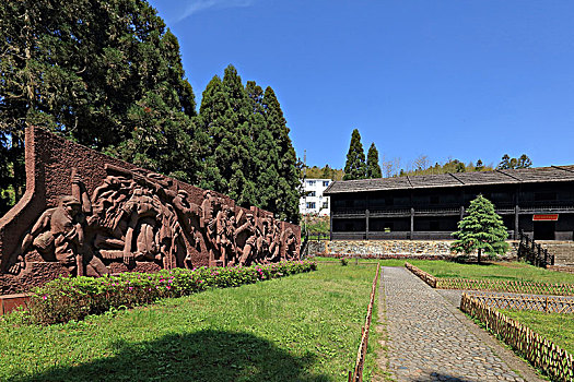 小井红军医院,雕塑