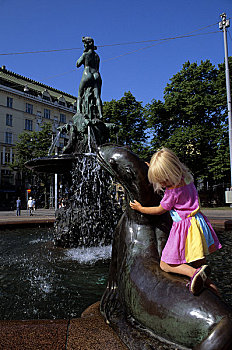 芬兰,赫尔辛基,市区,女孩,喷泉
