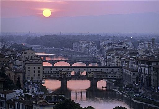 阿尔诺河,维奇奥桥,日落,佛罗伦萨,托斯卡纳,意大利,欧洲