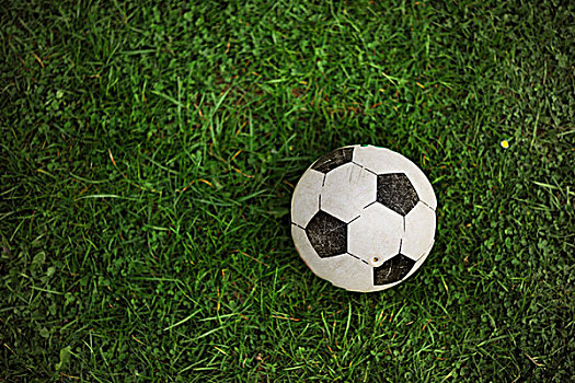 塑料制品,足球,草地