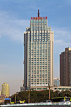 新疆乌鲁木齐商业银行大厦