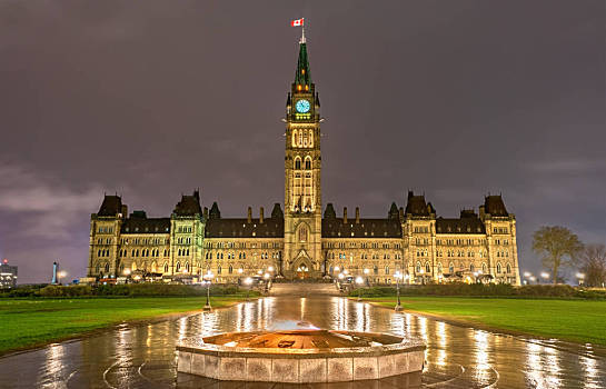 渥太华国会大厦钟表图片