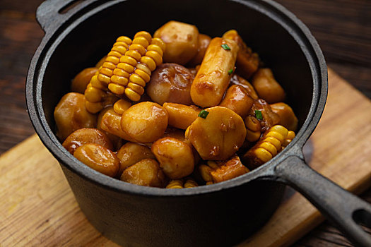 中华创意料理山药芋头炖土豆