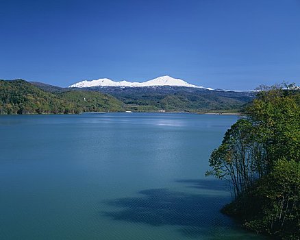 坝,山