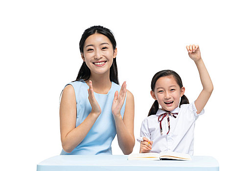 年輕女老師輔導學生學習