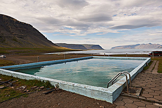 水池,冰岛