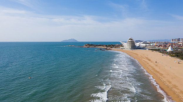 青岛城市风光金沙滩海水浴场