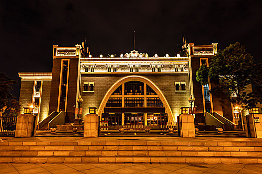 中国长春体育馆建筑夜景