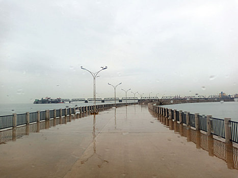 山东省日照市,雨从海上来,海龙湾乌云翻滚变幻莫测