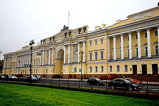 圣彼得堡的建筑与街道