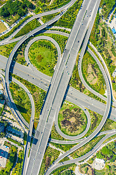 航拍河南郑州机场高速公路航海路互通式立交桥