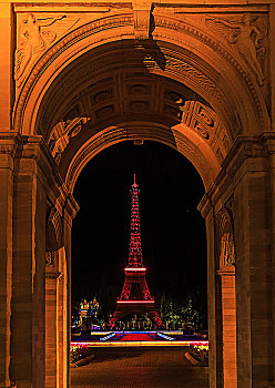 凯旋门,埃菲尔铁塔,法国,巴黎,世界公园,北京,世界风光,微缩景观,欧式园林,灯光秀,夜景,璀璨夺目,梦幻