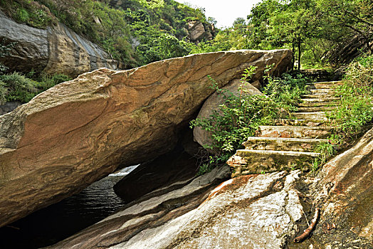 河北省石家庄平山县藤龙山风景区